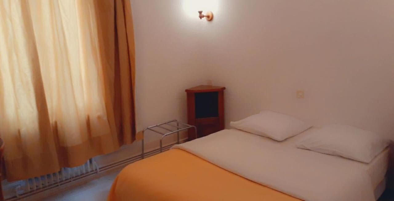 Le Fecamps Hotel Bolbec Eksteriør billede