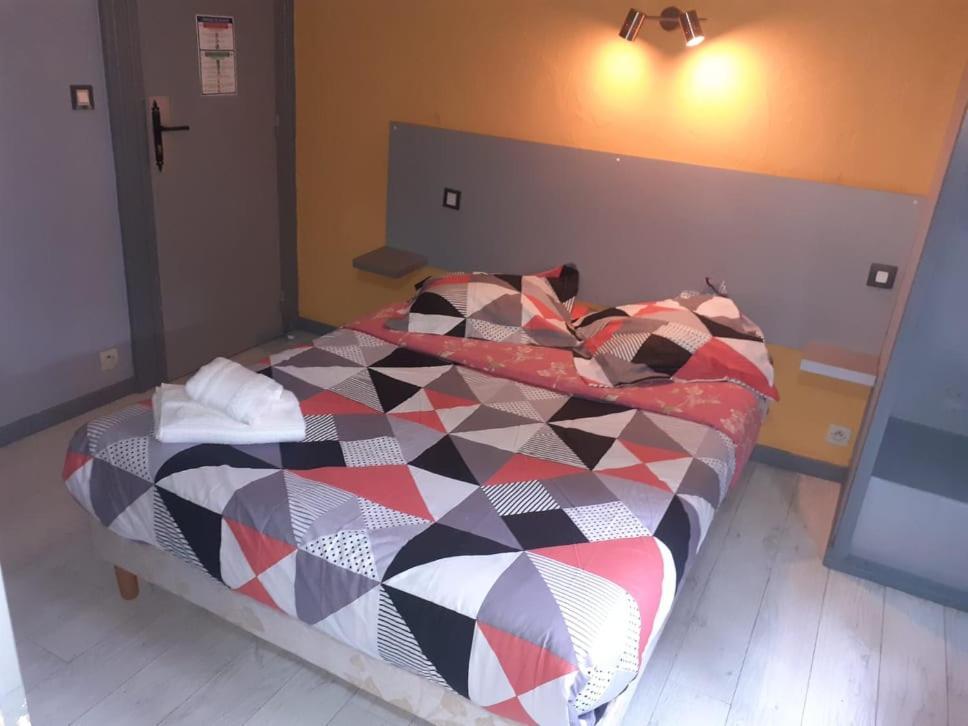 Le Fecamps Hotel Bolbec Eksteriør billede