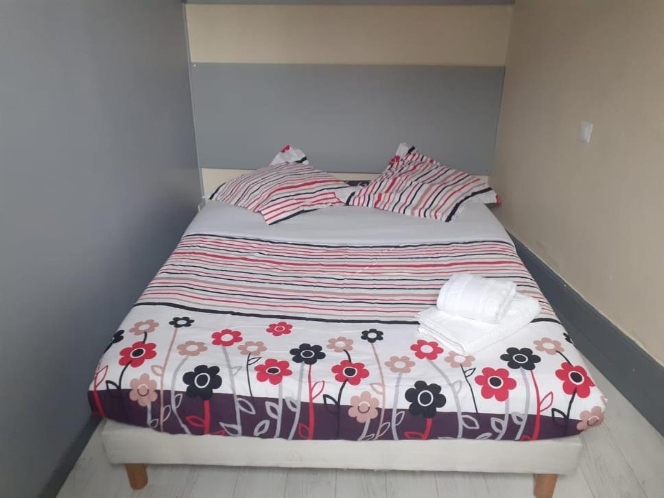 Le Fecamps Hotel Bolbec Eksteriør billede