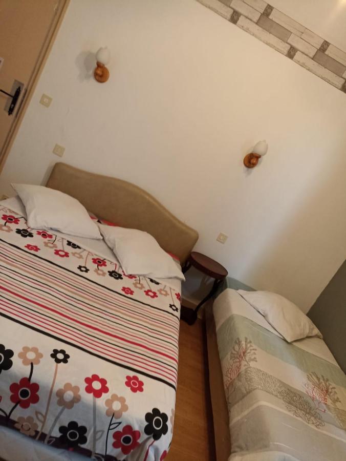 Le Fecamps Hotel Bolbec Eksteriør billede